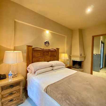 Hotel Tierra De Sol Y Luna Сан-Міґель-де-Альєнде Екстер'єр фото