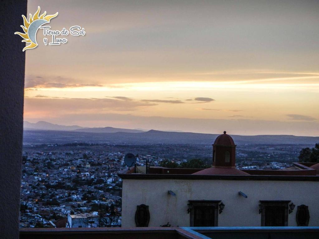 Hotel Tierra De Sol Y Luna Сан-Міґель-де-Альєнде Екстер'єр фото